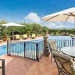 Diver Villa