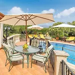 Diver Villa *